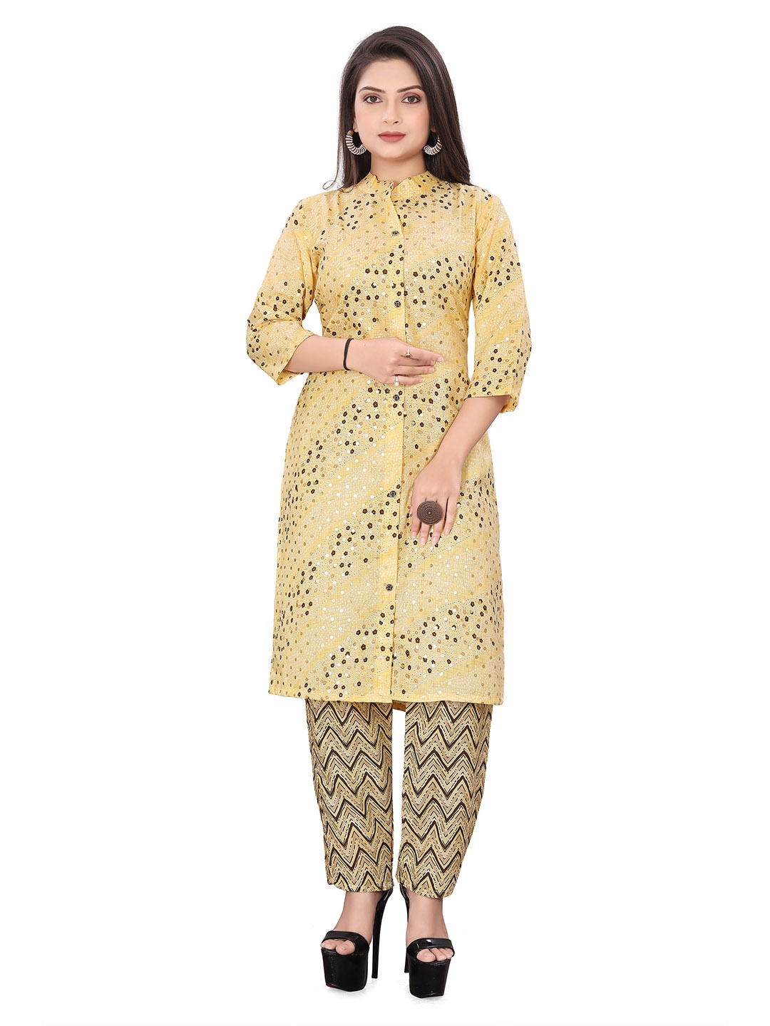 

BAESD Geometric Printed Pure Cotton Straight Kurta with Trousers, Yellow