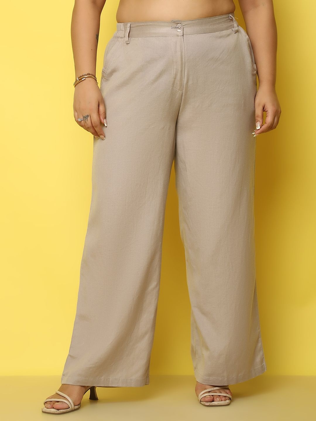 

theRebelinme Women Plus Size Relaxed High-Rise Easy Wash Wide Leg Trousers, Beige