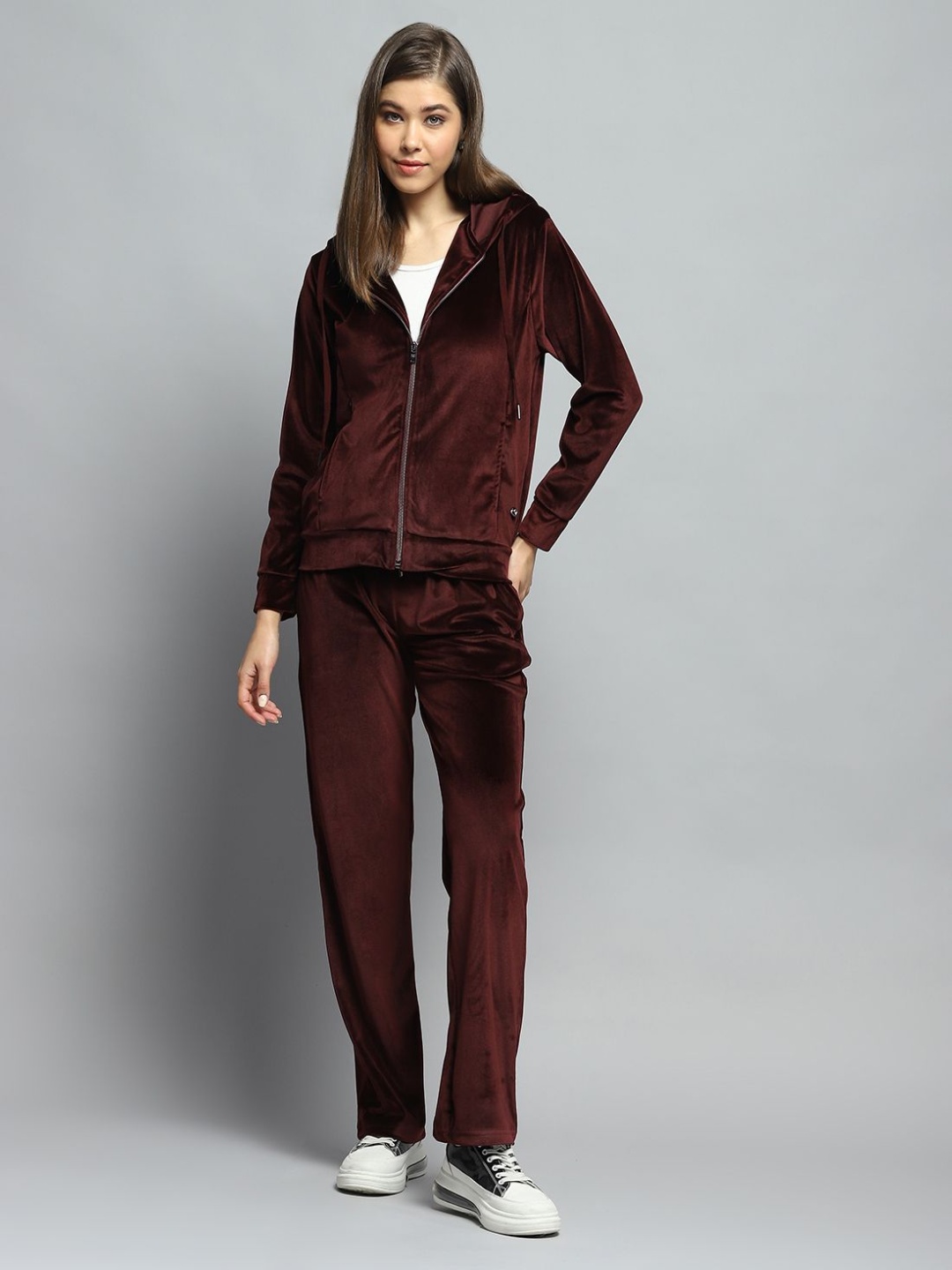 

Monte Carlo Women Hooded Full Sleeve Mid-Rise Tracksuit, Maroon