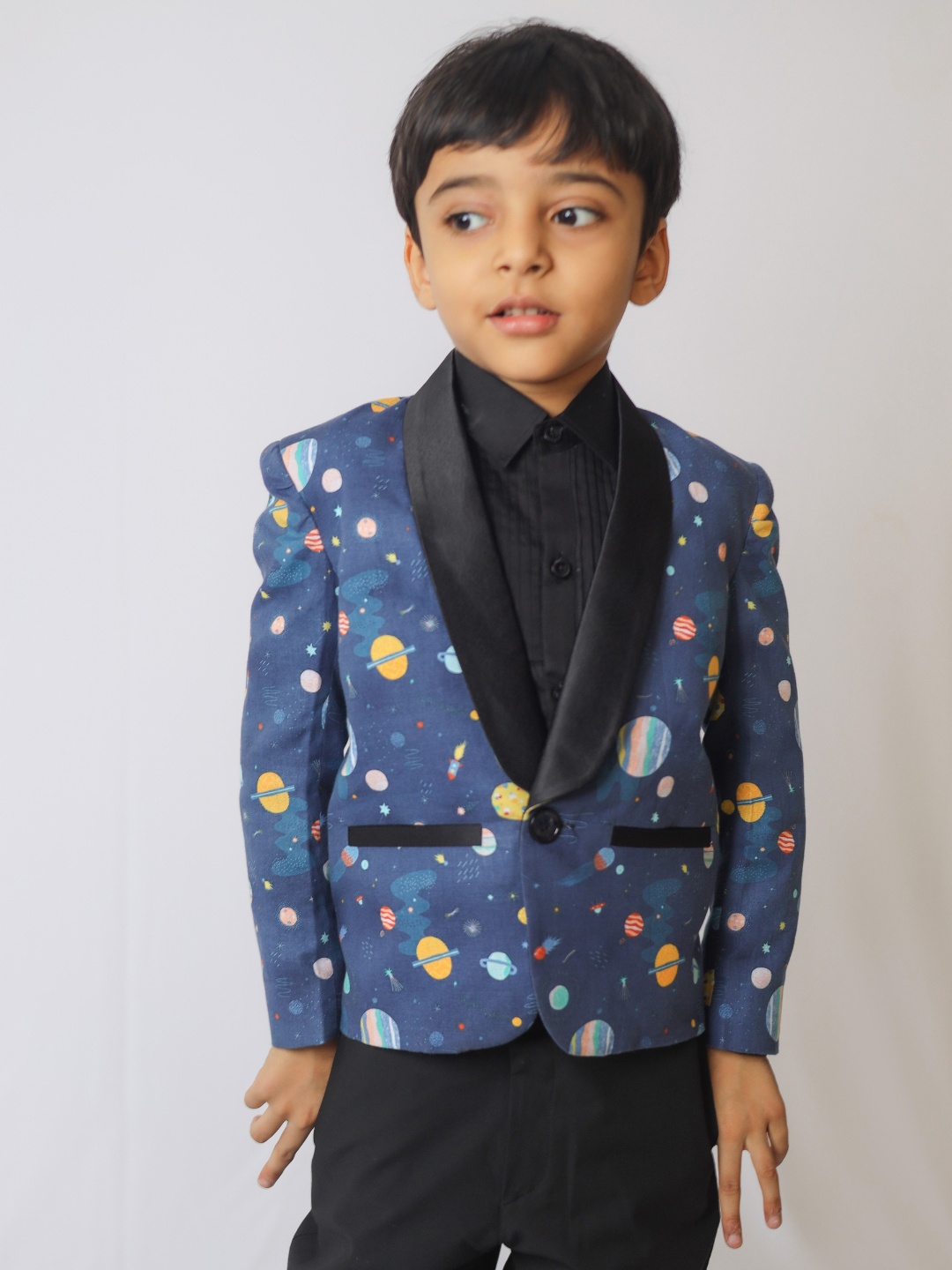 

Funny Bones Clothings Boys Rose Print Single-Breasted Blazers, Navy blue