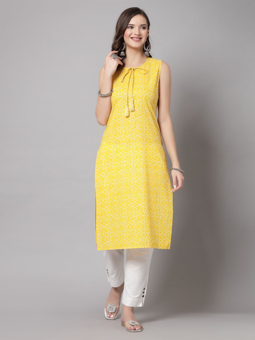 

kipek Women Floral Kurta, Yellow