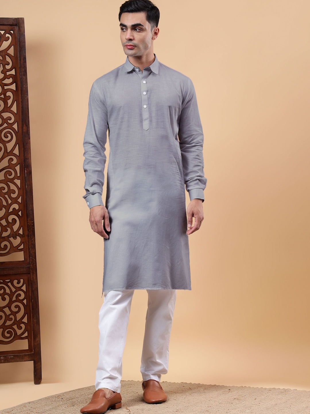 

Yugnik Men Regular Pure Cotton Kurta with Pyjamas, Grey
