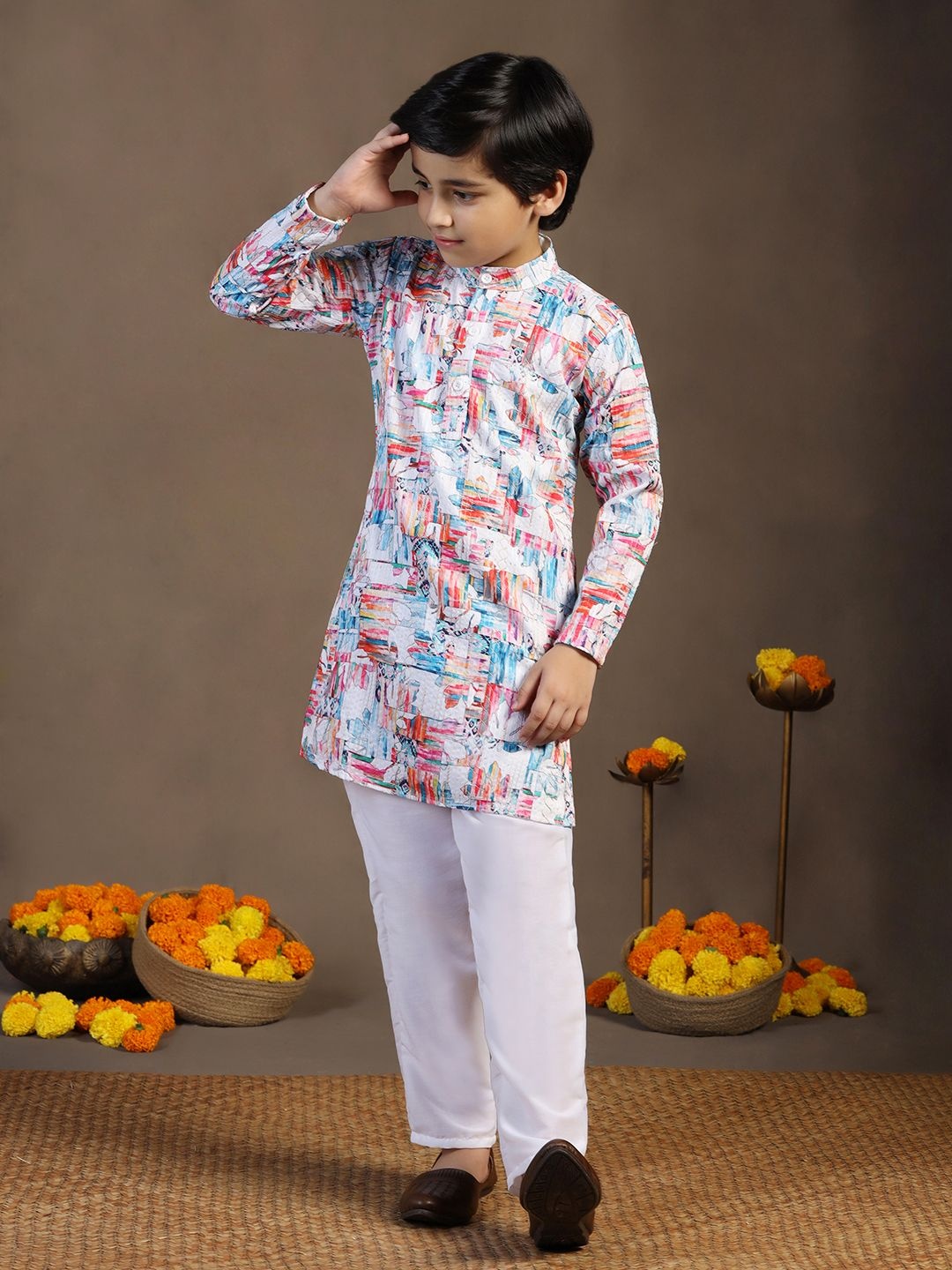 

FASHION DREAM Boys Floral Printed Regular Kurta with Pyjamas, White