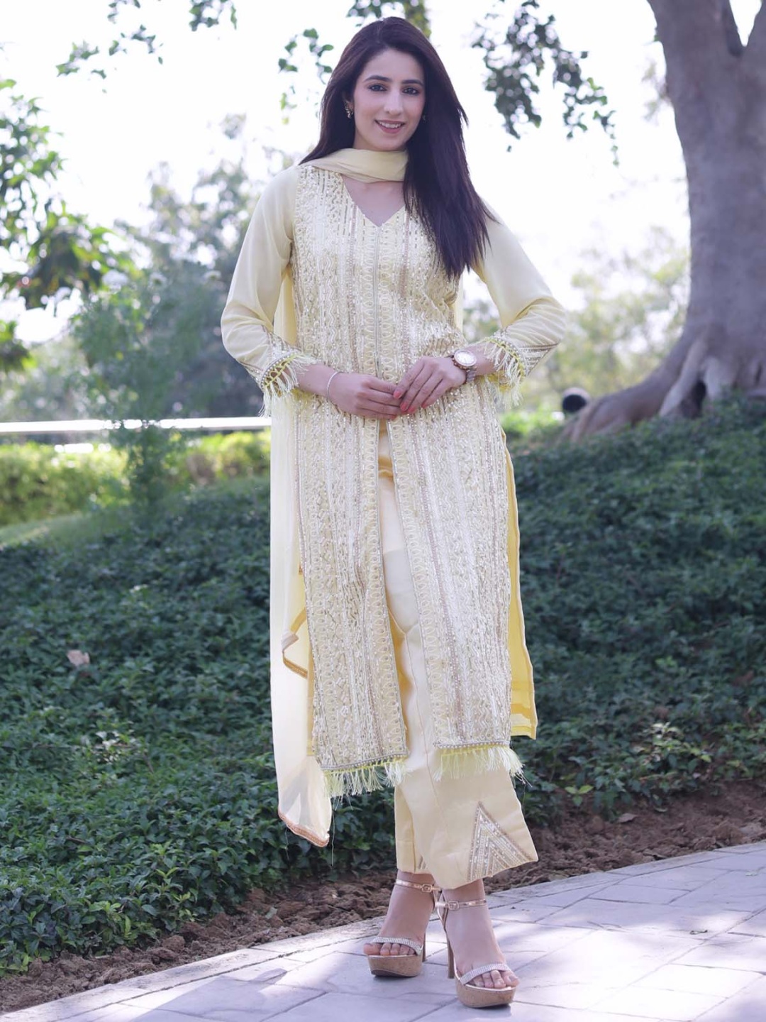 

ODETTE Women Floral Embroidered Regular Thread Work Kurta with Palazzos & With Dupatta, Yellow