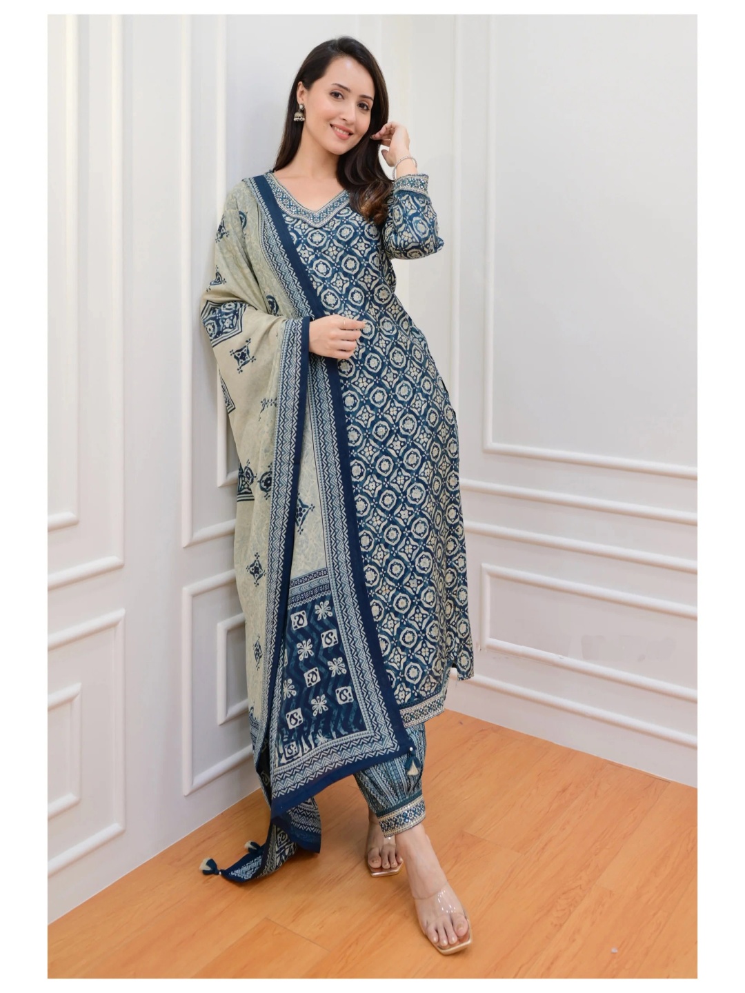 

KALINI Women Ethnic Motifs Printed Regular Kurta with Salwar & With Dupatta, Blue