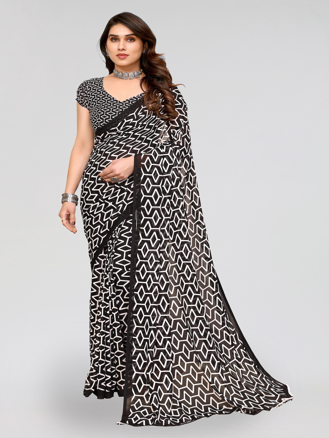 

ANAND SAREES Floral Printed, Brown