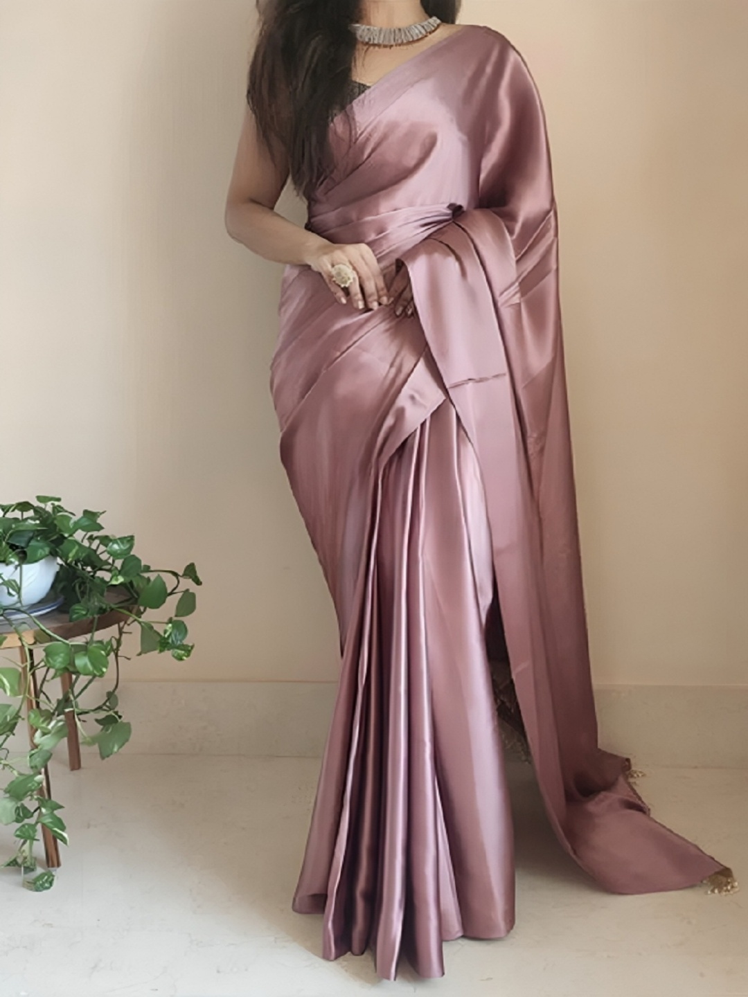 

LADY SHOPI Women's Soft Satin Saree, Peach