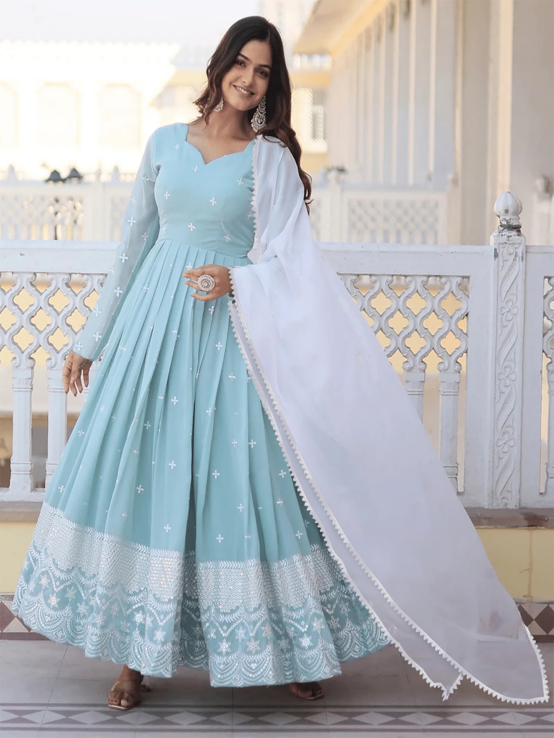 

Kedar Fab Floral Embroidered Floral Georgette Anarkali Kurta with Dupatta, Turquoise blue