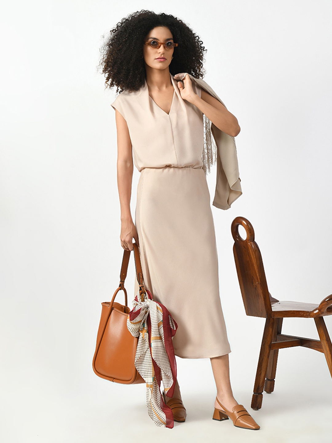 

OFFICE & YOU Straight Midi Skirts, Off white