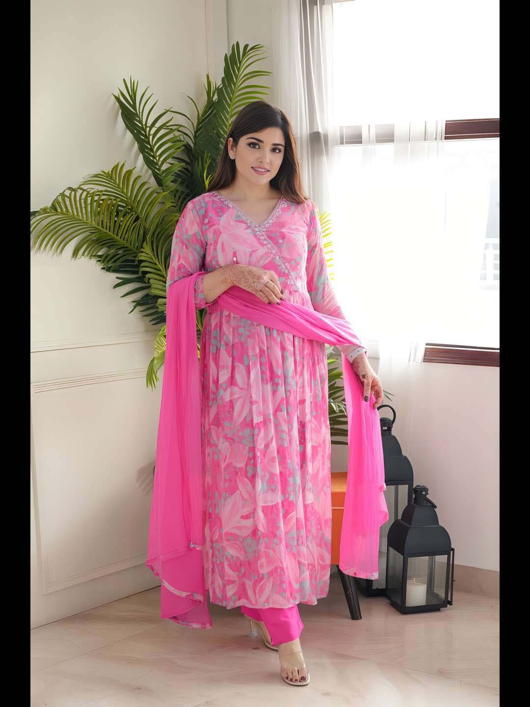 

BLACK SCISSOR Women Floral Printed Pleated Mirror Work Kurta with Trousers & With Dupatta, Pink