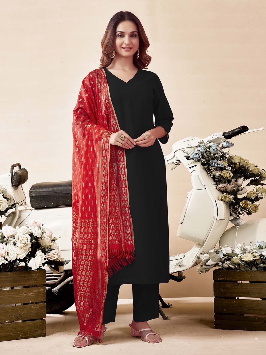 

SKYLEE Black V-Neck Straight Kurta With Trousers & Dupatta