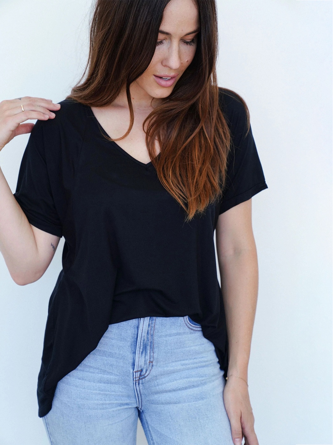 

COLOR CAPITAL High-Low Top, Black