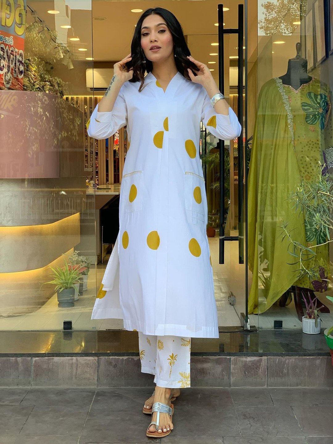

KALINI Geometric Printed Regular Straight Kurta with Palazzos, White