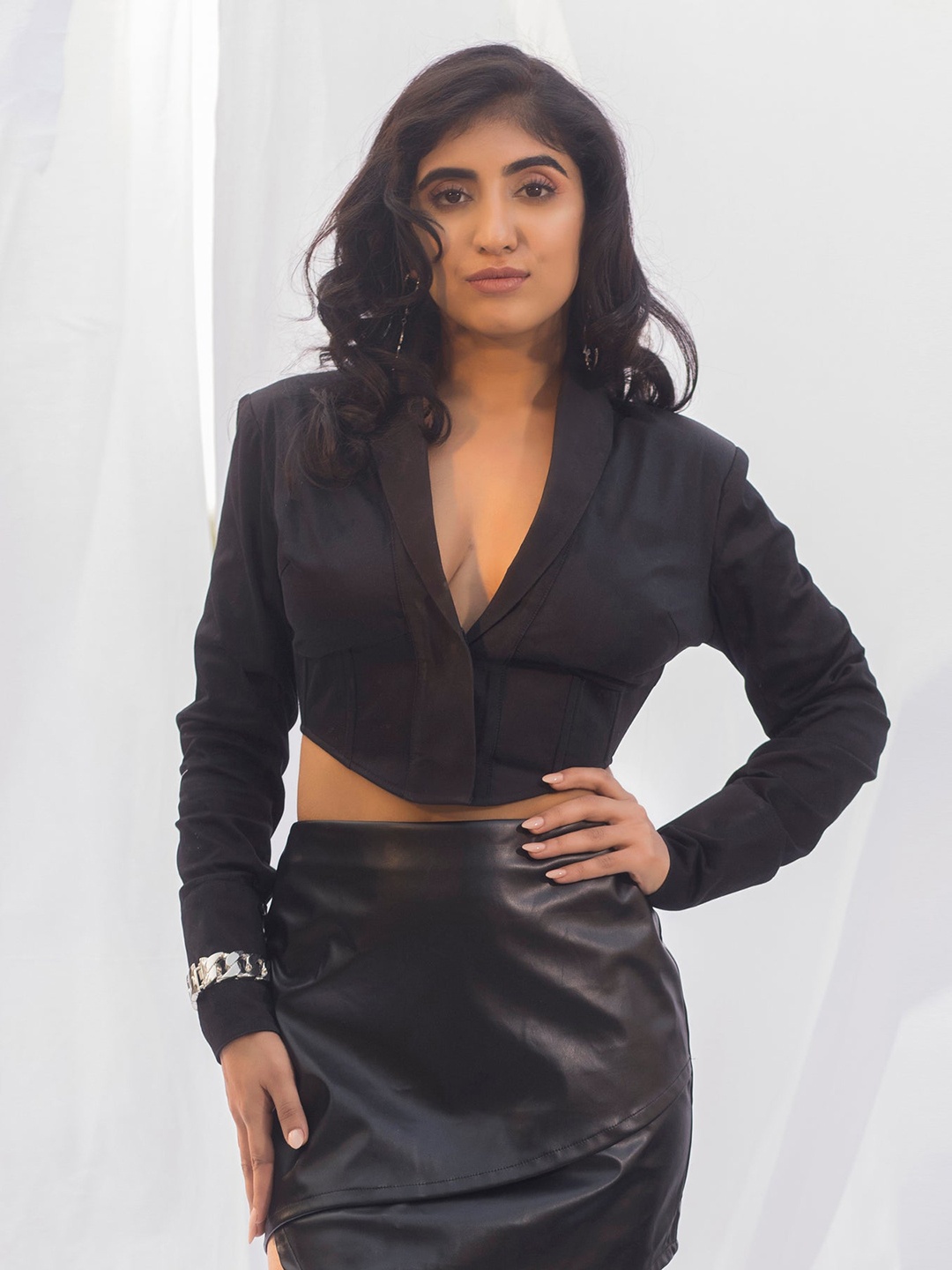 

Lea Clothing Co. Tube Crop Top, Black