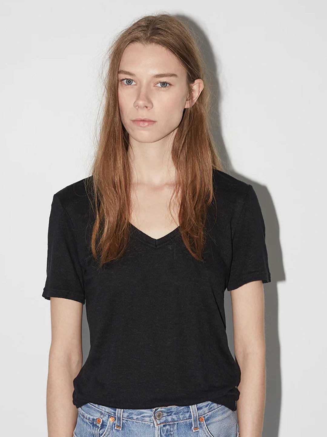 

COLOR CAPITAL Women 2 Colourblocked V-Neck Pockets T-shirt, Black