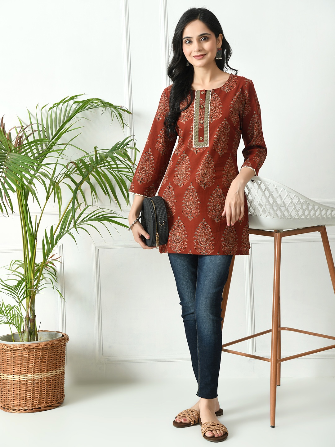 

MEESAN Printed Cotton Straight Kurti, Rust