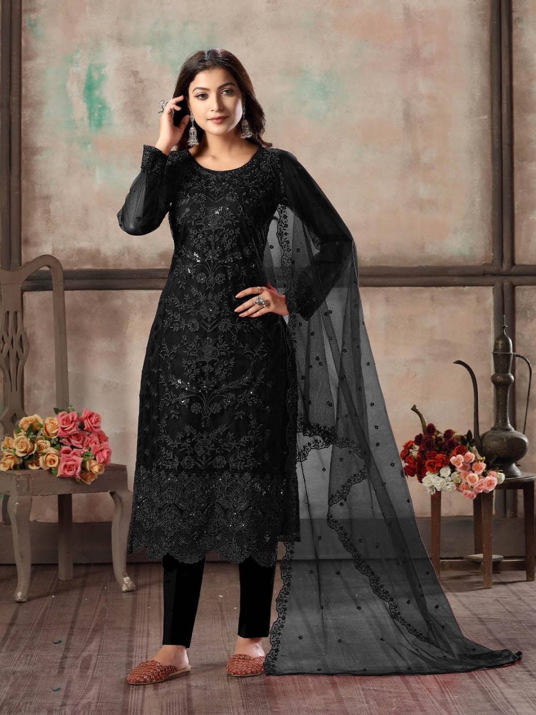 

ODETTE Women Floral Embroidered Regular Sequinned Kurta with Trousers & With Dupatta, Black