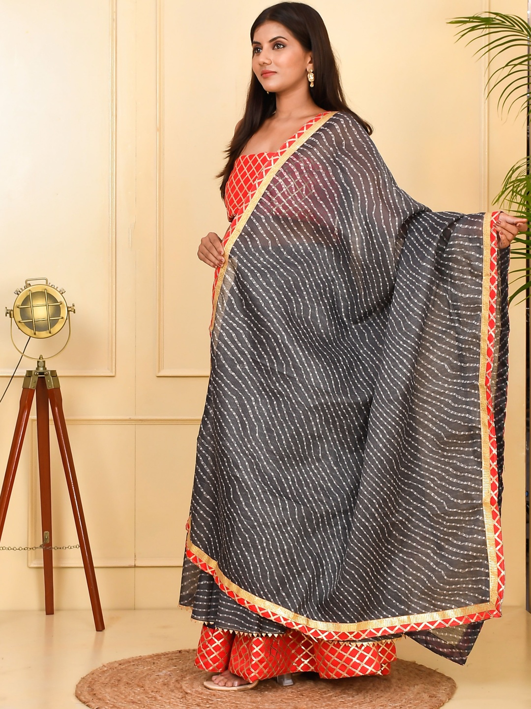 

Kesarya Leheriya Printed Ready to Wear Lehenga & Unstitched Blouse With Dupatta, Grey