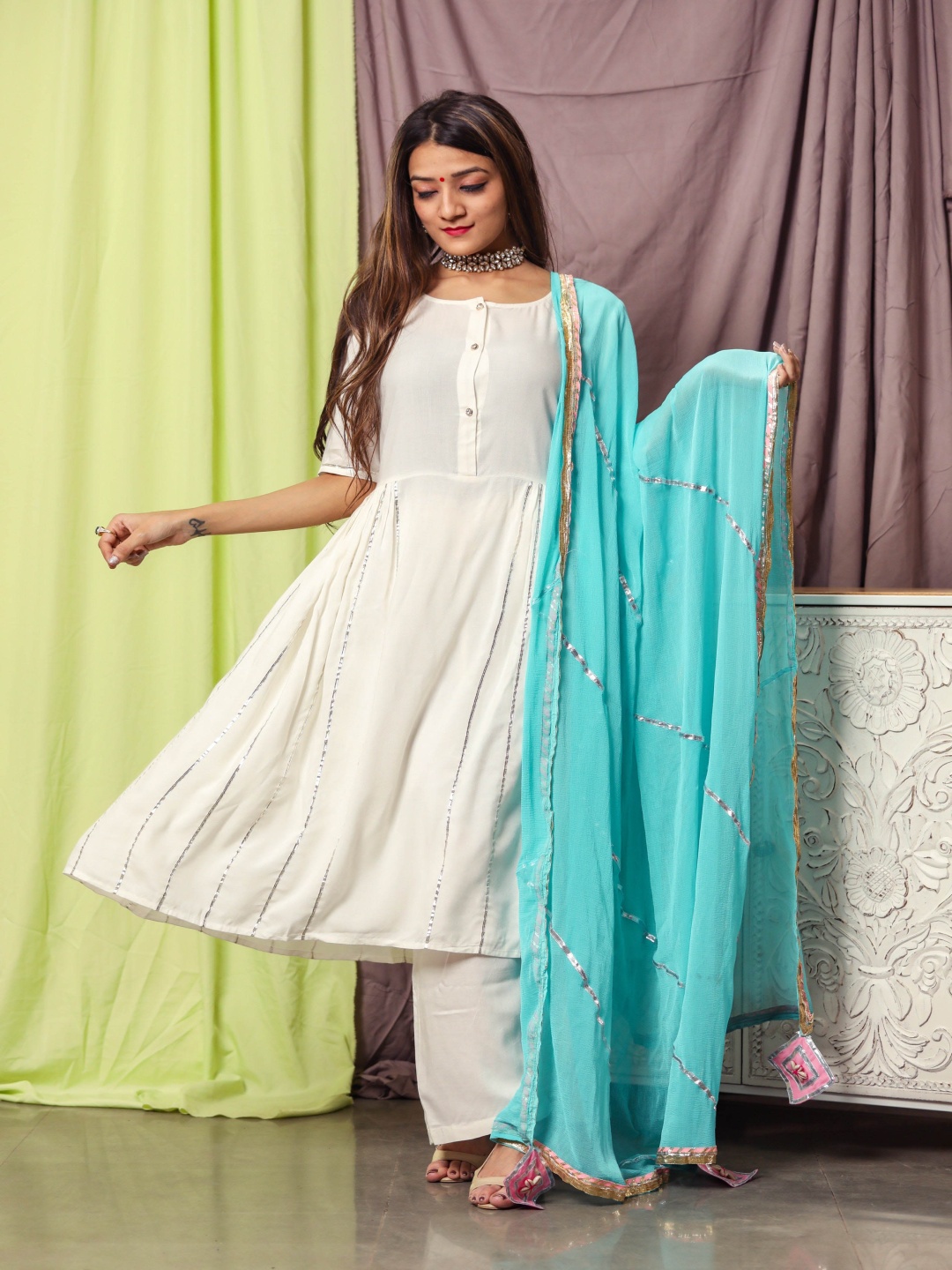 

Chandbaali Round Neck Regular Anarkali Kurta With Trousers & Dupatta, White