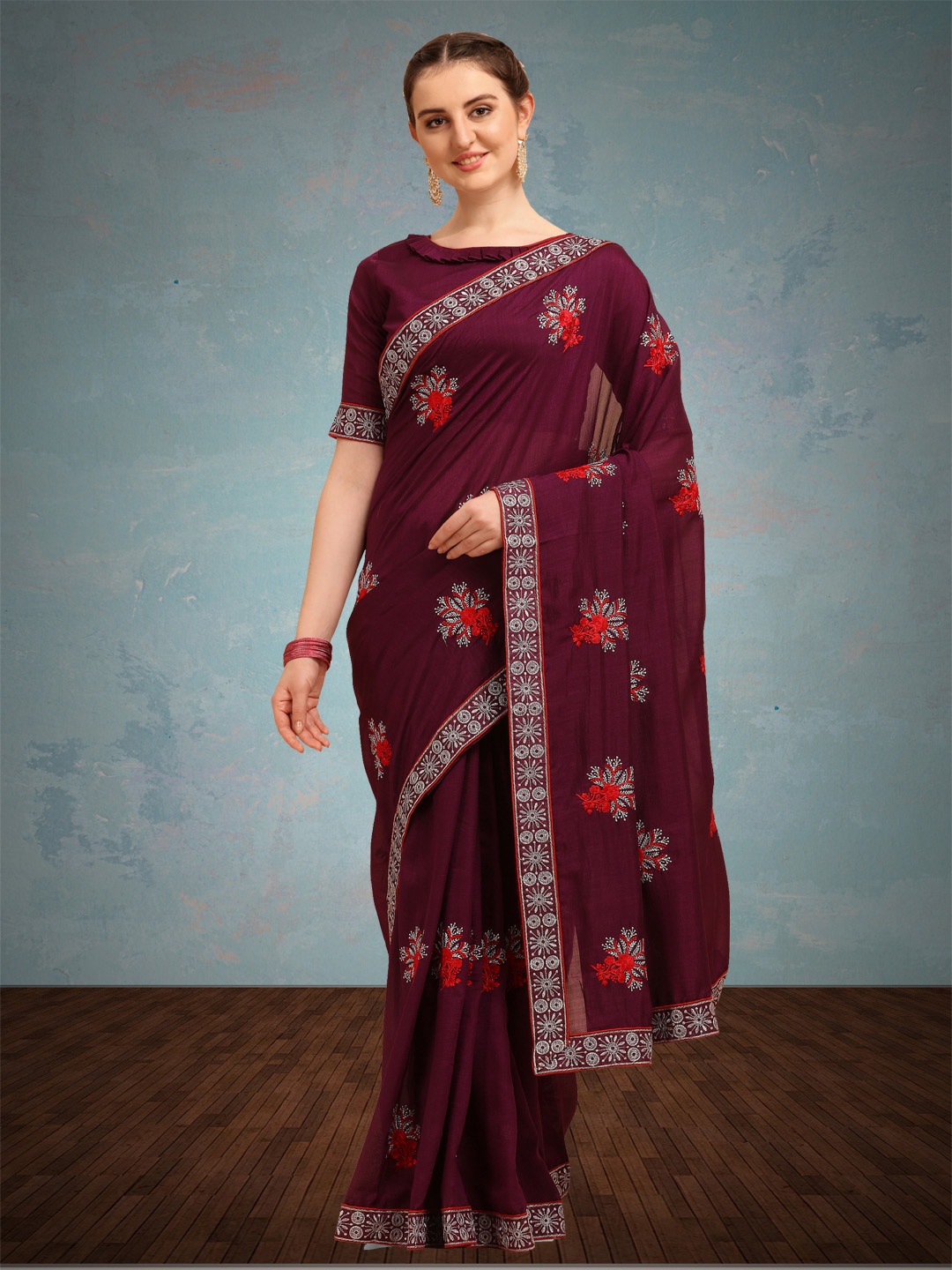 

KAVINDI Floral Embroidered Saree, Purple