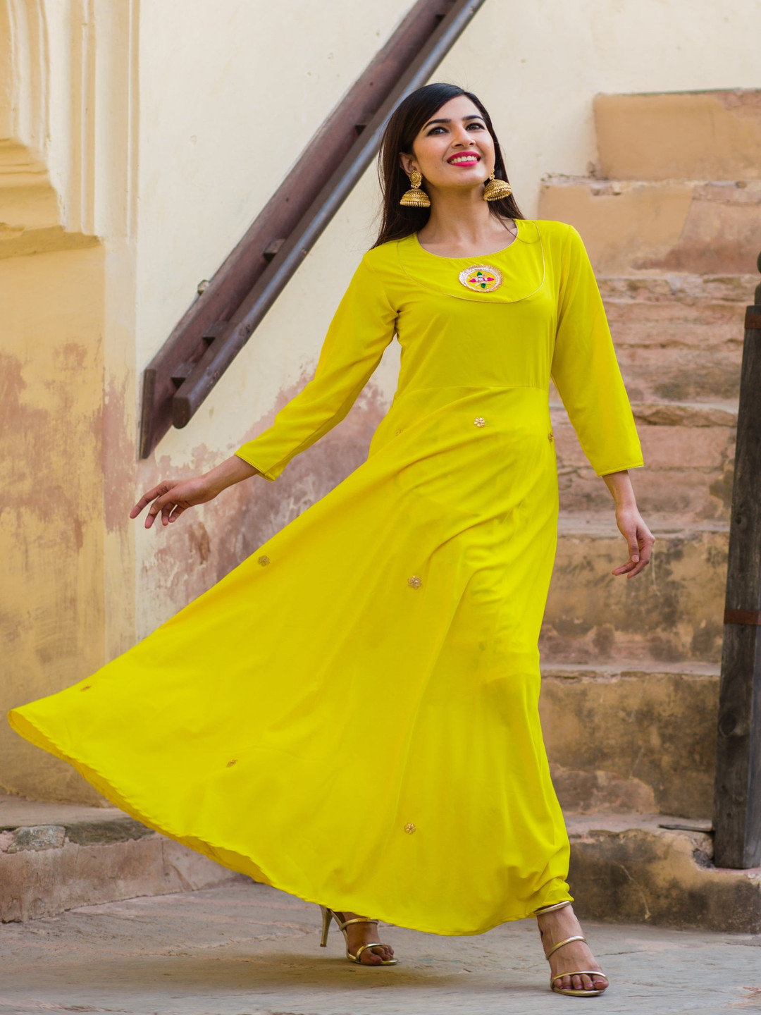 

Chandbaali Round Neck Crepe Maxi Dress, Yellow