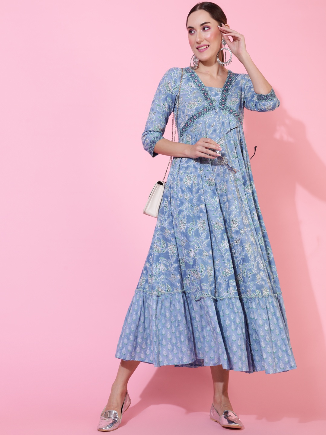 

GULMOHAR JAIPUR Women Sequinned Anarkali Kurta, Blue