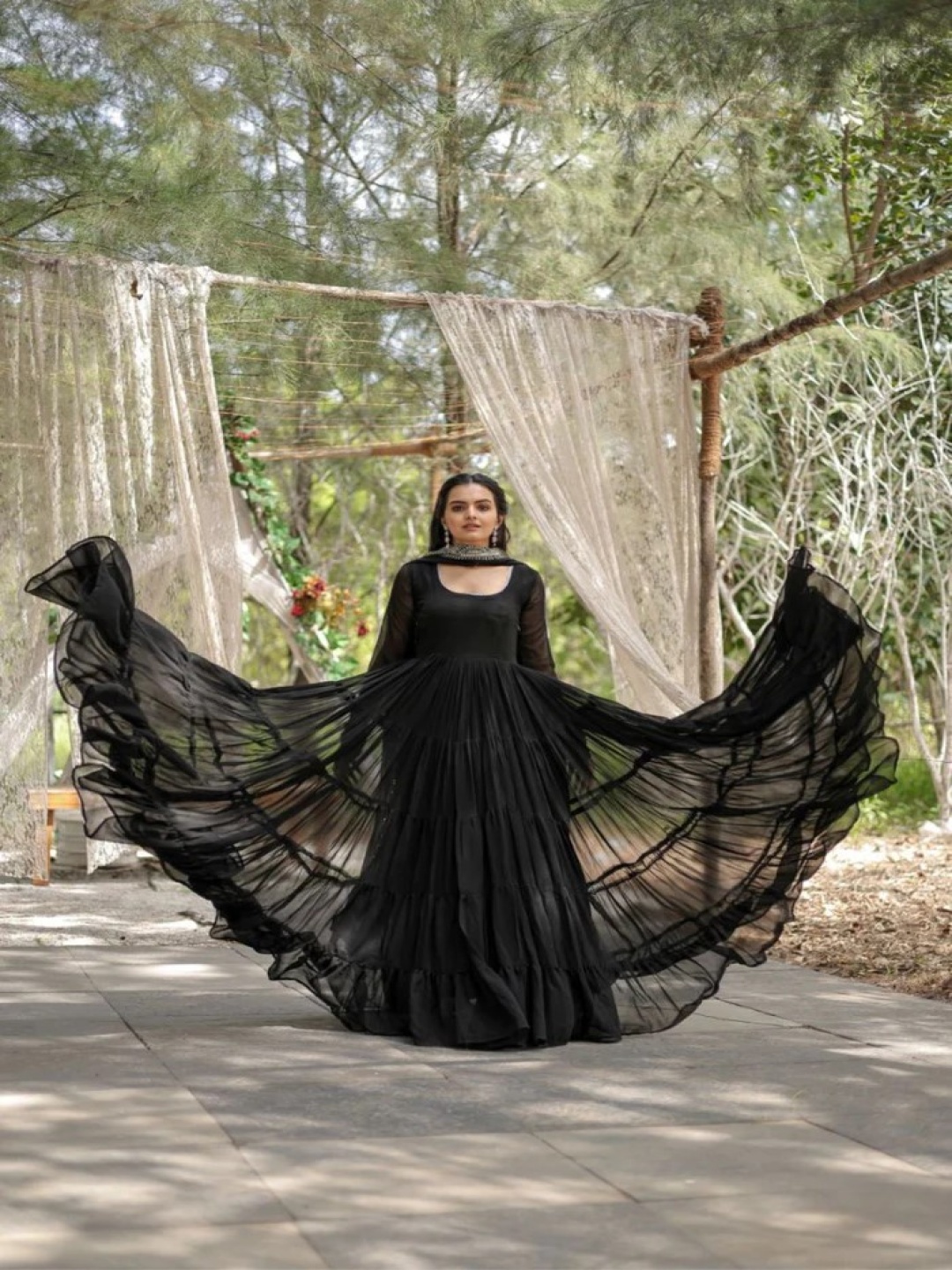 

Ethnic Yard Embroidered Georgette Gown Maxi Ethnic Dress Comes With Dupatta, Black