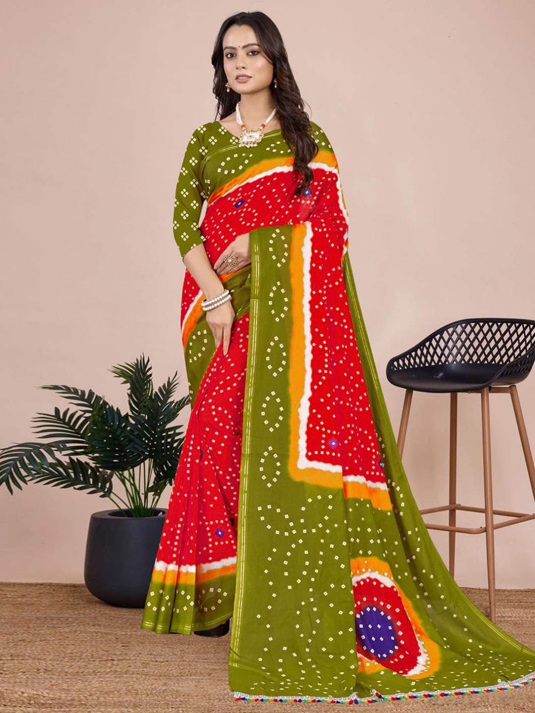 

Mitera ikat pure cotton bandhani saree with blouse piece, Red