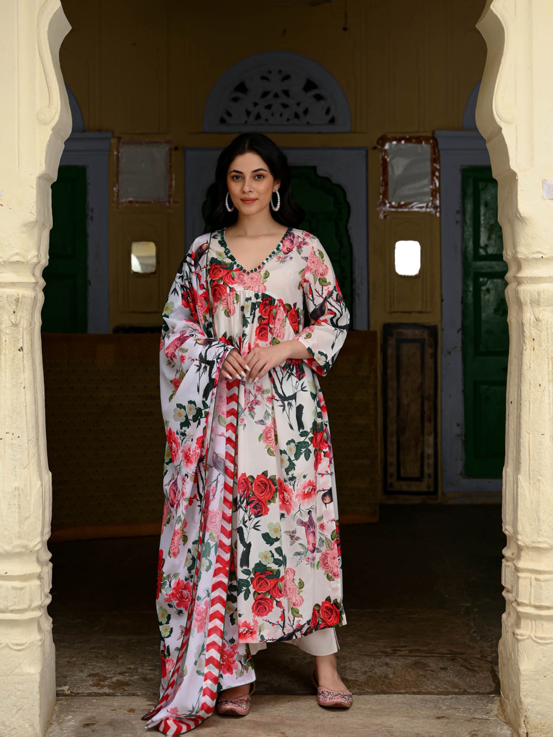 

NUHH Floral Printed V-Neck Beads and Stones Anarkali Kurta With Trousers & Dupatta, White