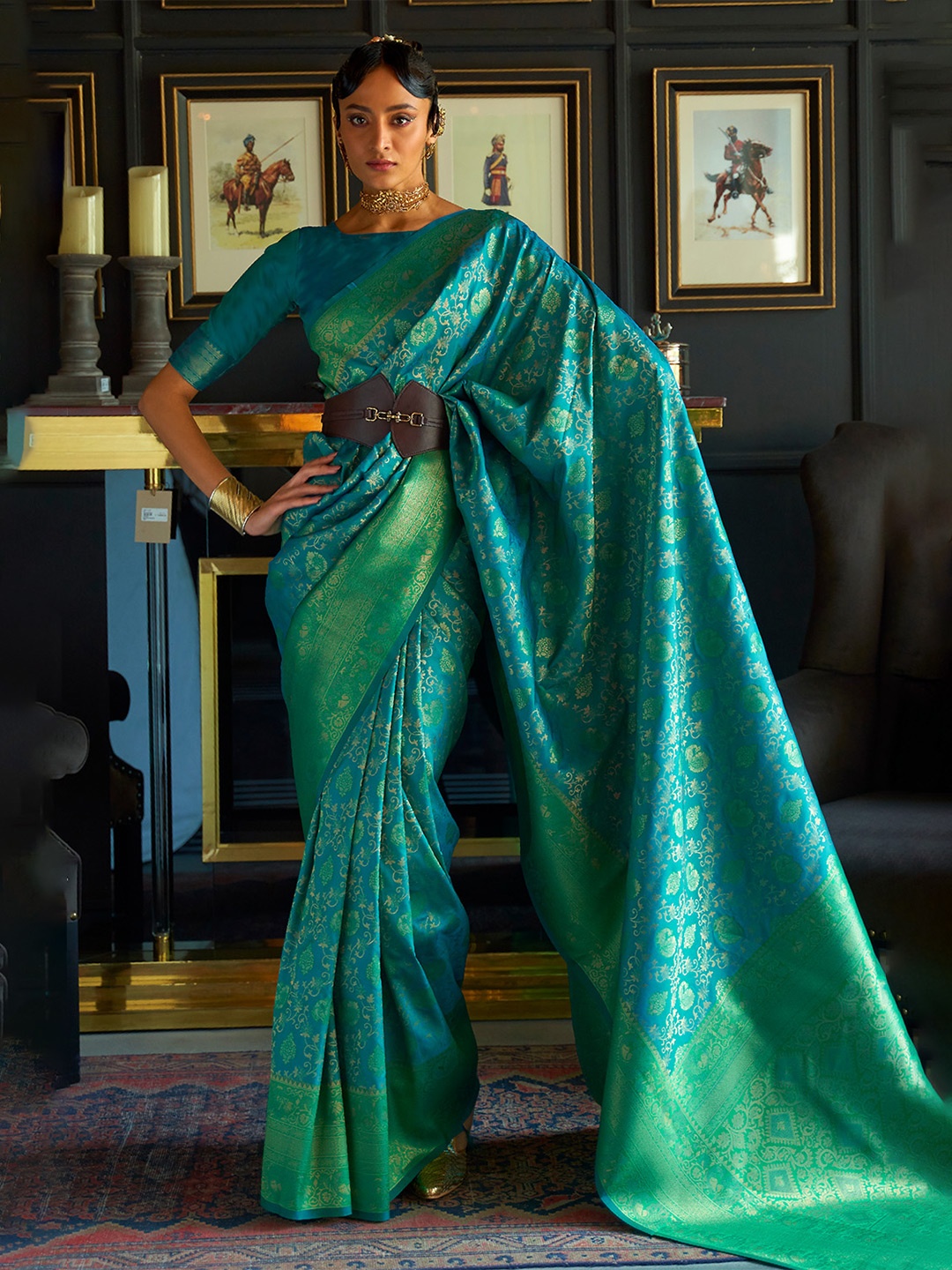 

DEVATITHI Ethnic Motif Woven Design Zari Kanjeevaram Saree, Blue