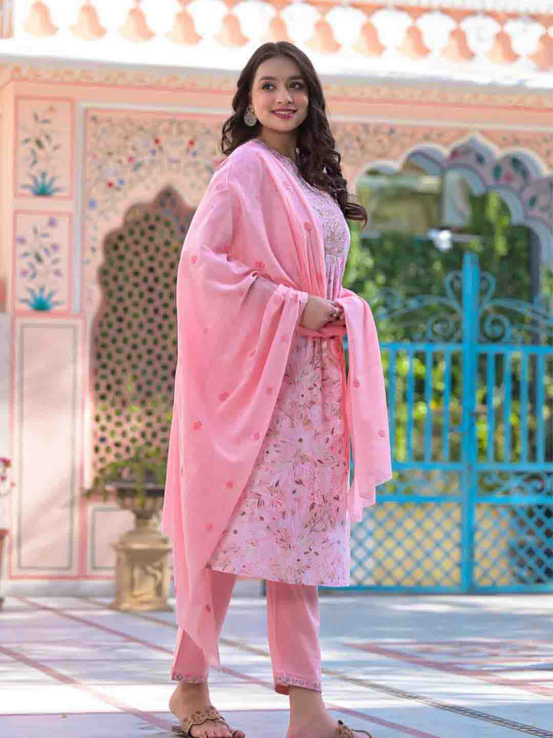 

ARAVALII Floral Printed Regular Mirror Work Kurta With Trousers & Dupatta, Pink