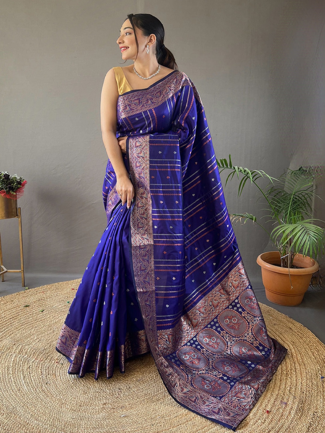 

MySilkLove Woven Design Zari Banarasi Saree, Blue