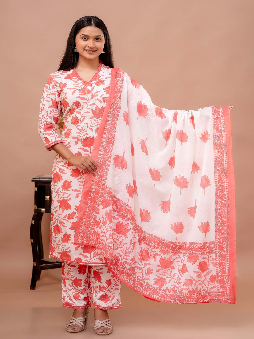 

PARTHVI Women Printed Regular Thread Work Kurta with Palazzos & With Dupatta, Pink