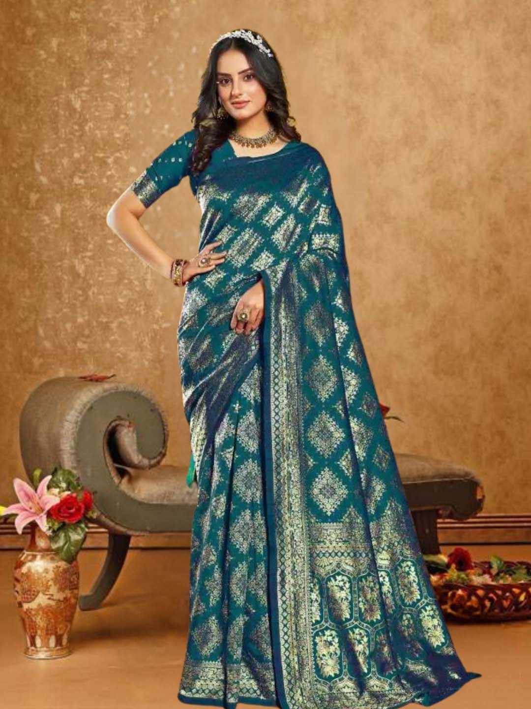 

KAZIA Woven Design Zari Banarasi Saree, Turquoise blue