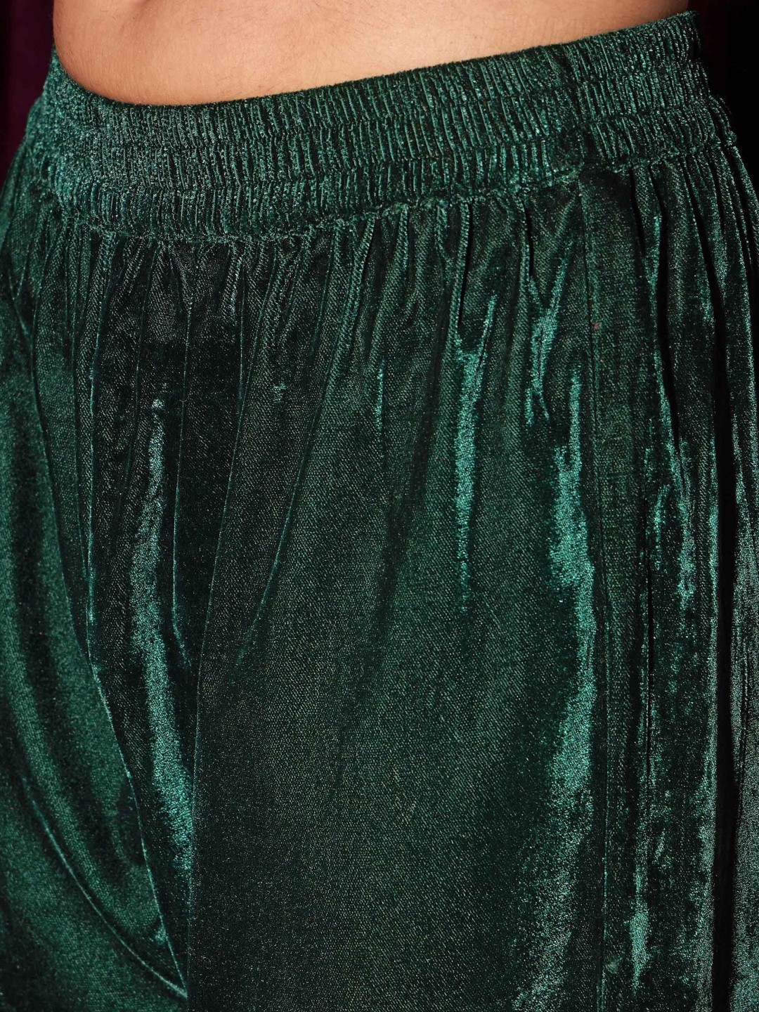 

indo street Women Embroidered Regular Velvet Kurta with Trousers, Green