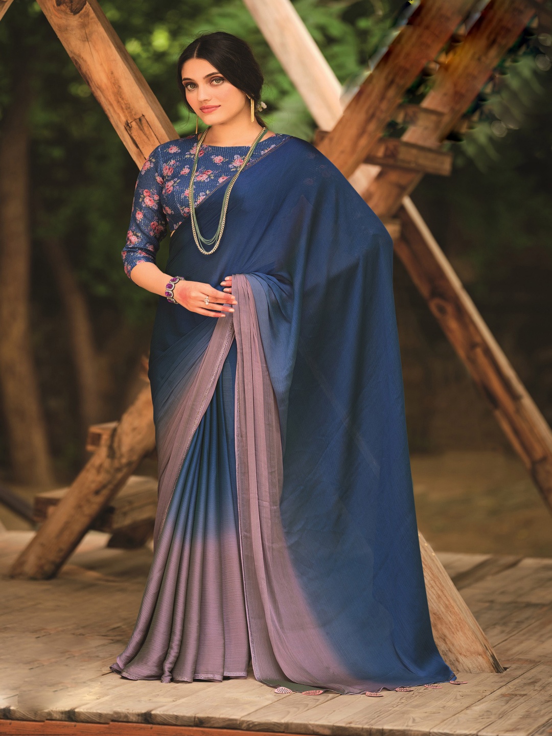 

Panzora Ombre Beads and Stones Saree, Blue