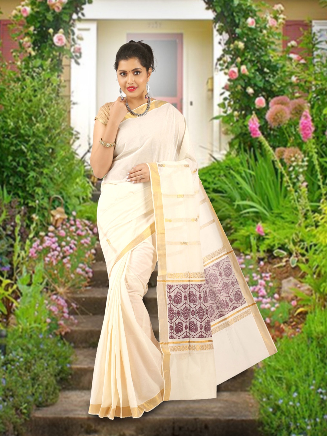 

Rst R Selvamani Tex Woven Design Zari Striped Pure Cotton Kasavu Saree, Off white