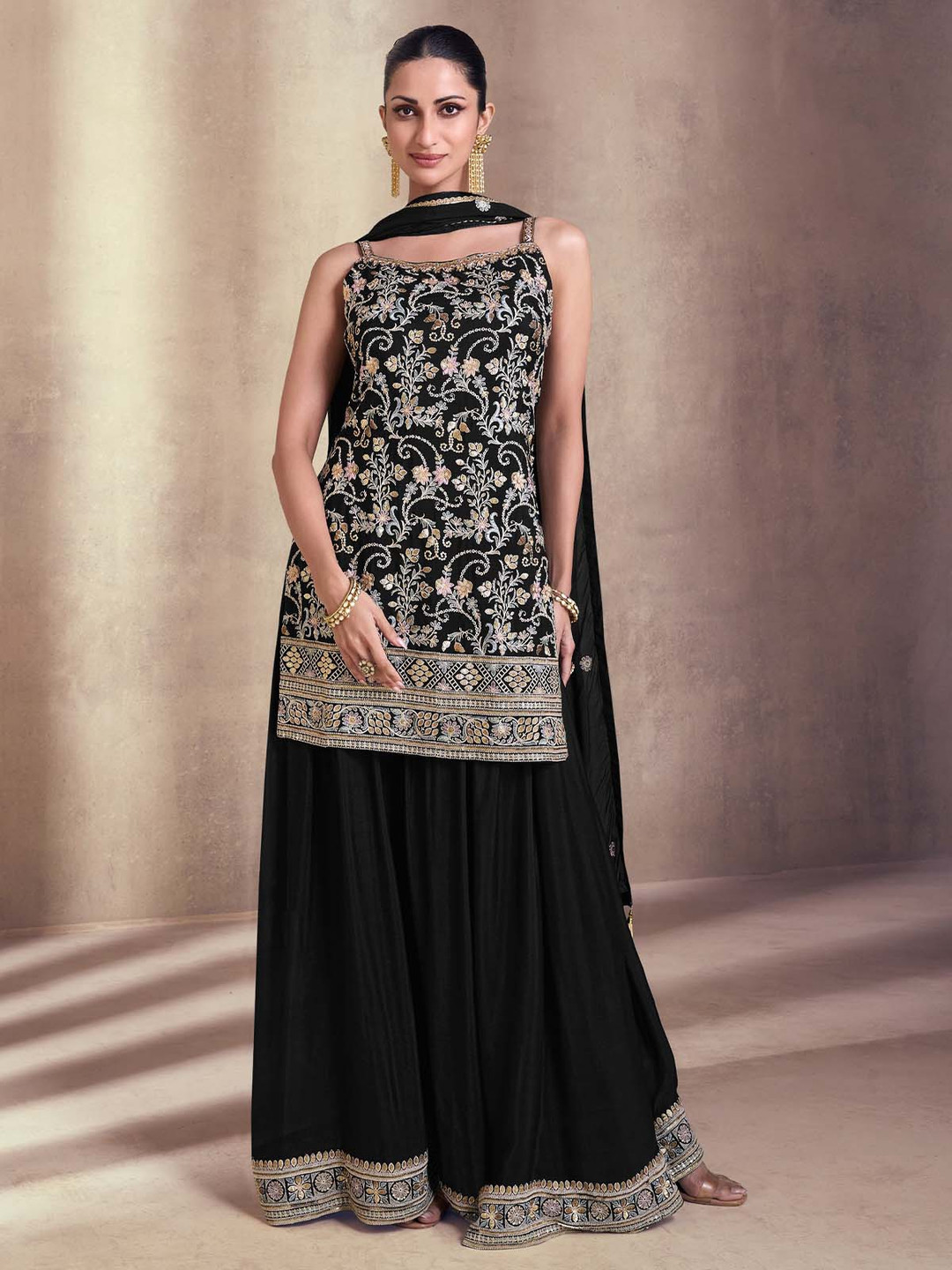 

ODETTE Ethnic Motifs Embroidered Regular Zardozi Kurta with Salwar & With Dupatta, Black