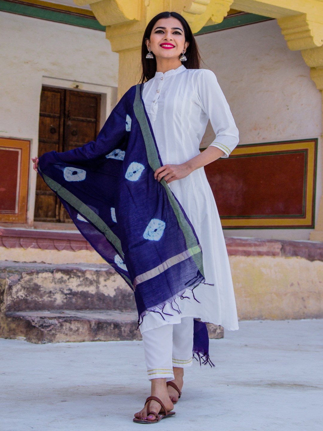 

Chandbaali Mandarin Collar Anarkali Kurta with Trousers & Dupatta, White