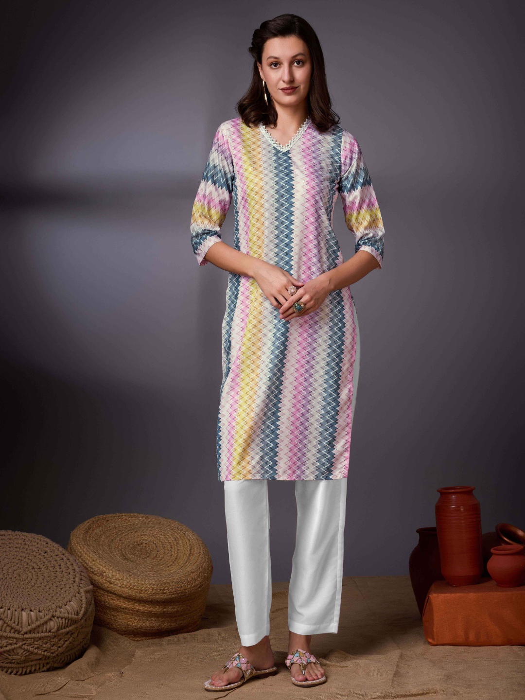 

KALINI Geometric Printed Thread Work Kurta, Multi