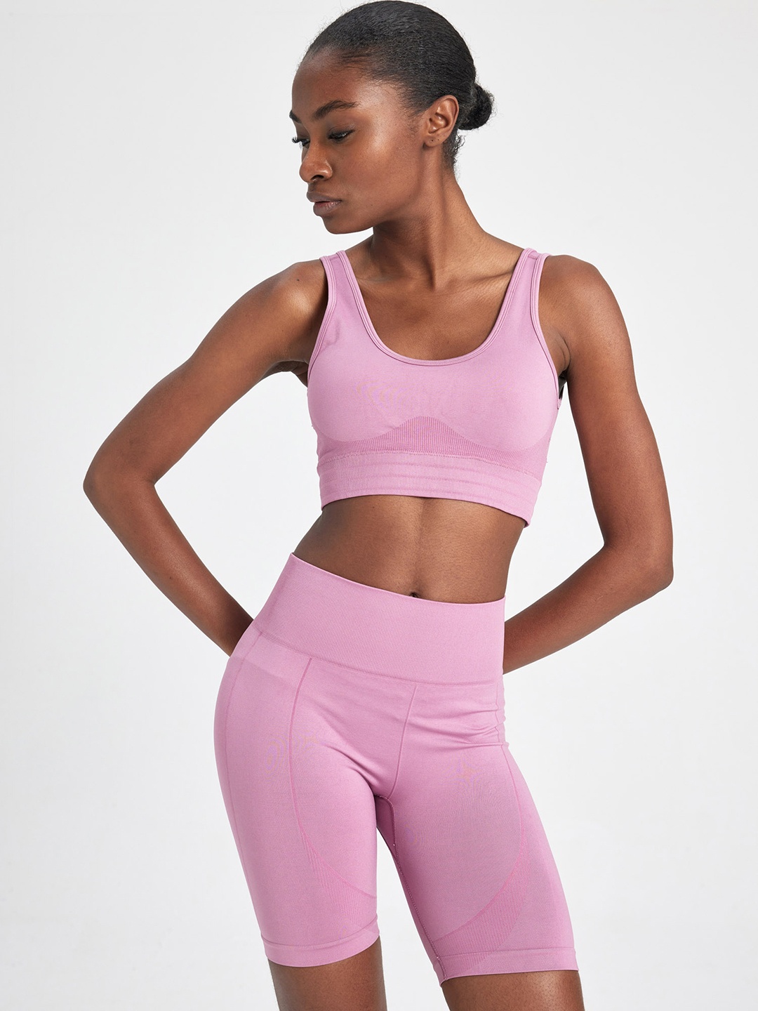 

DeFacto Full Coverage Underwired Lightly Padded Sports Bra With All Day Comfort, Pink