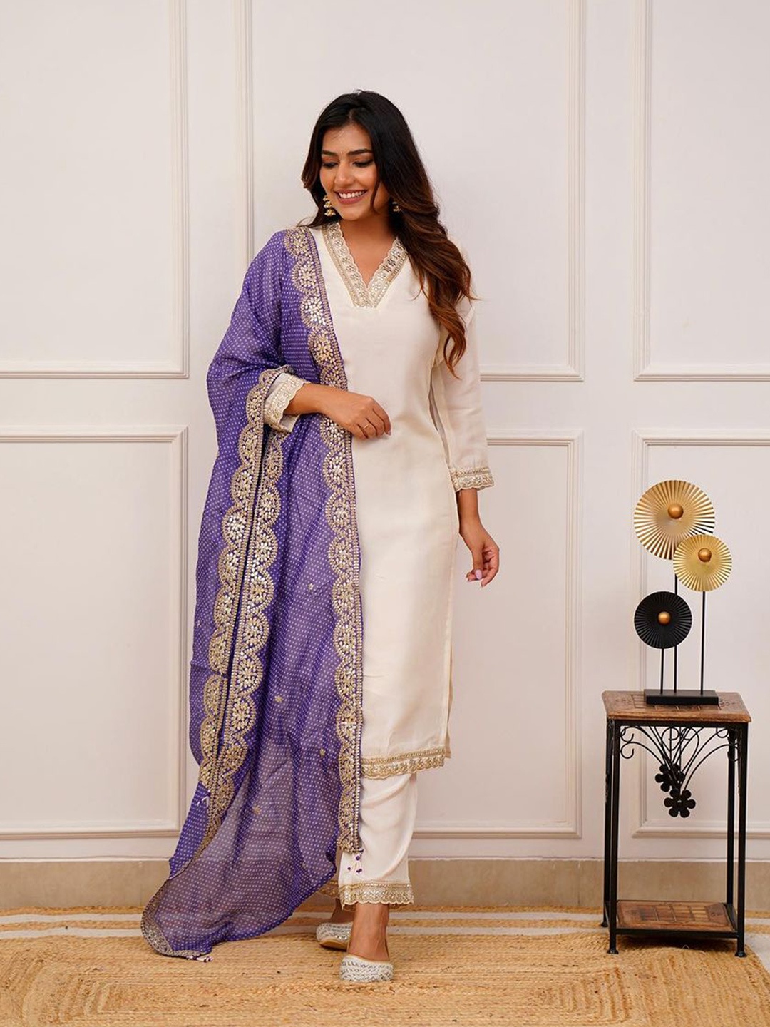 

STH Women Ethnic Motifs Embroidered Regular Kurta With Dupatta, Purple