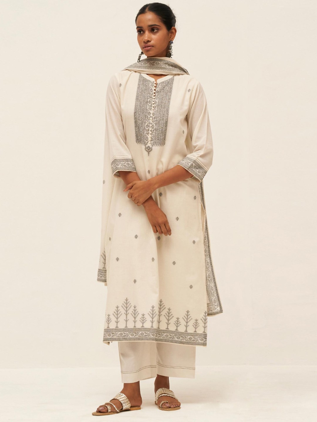 

Ganga Regular Pure Cotton Kurta With Palazzos & Dupatta, Cream