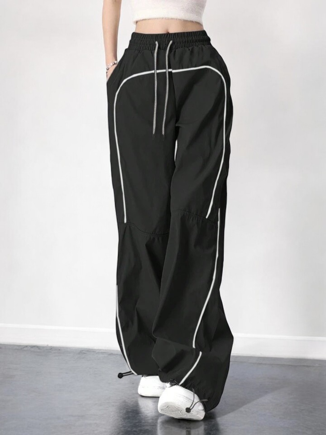 

TABADTOD Women Relaxed Loose Fit Trousers, Black