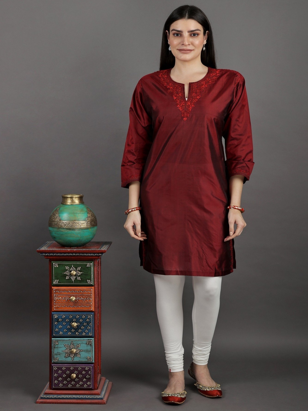 

Exotic India Floral Embroidered Straight Kurta, Red