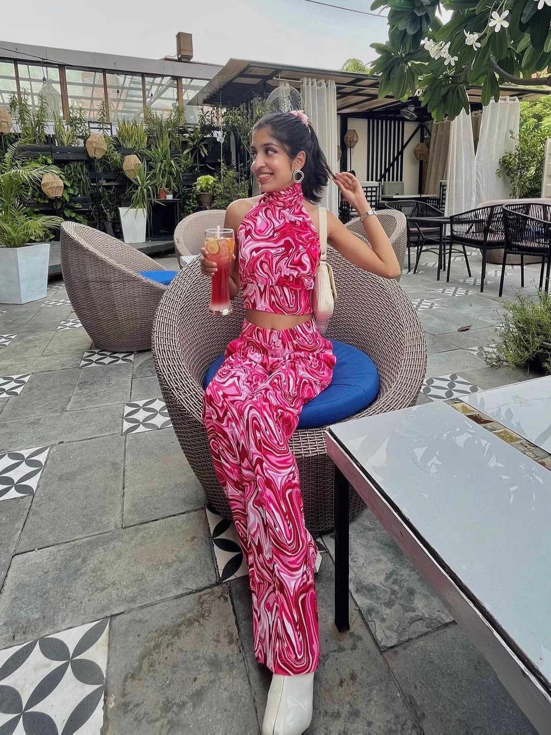 

TANDUL Halter Neck Floral Print Top With Trouser, Pink