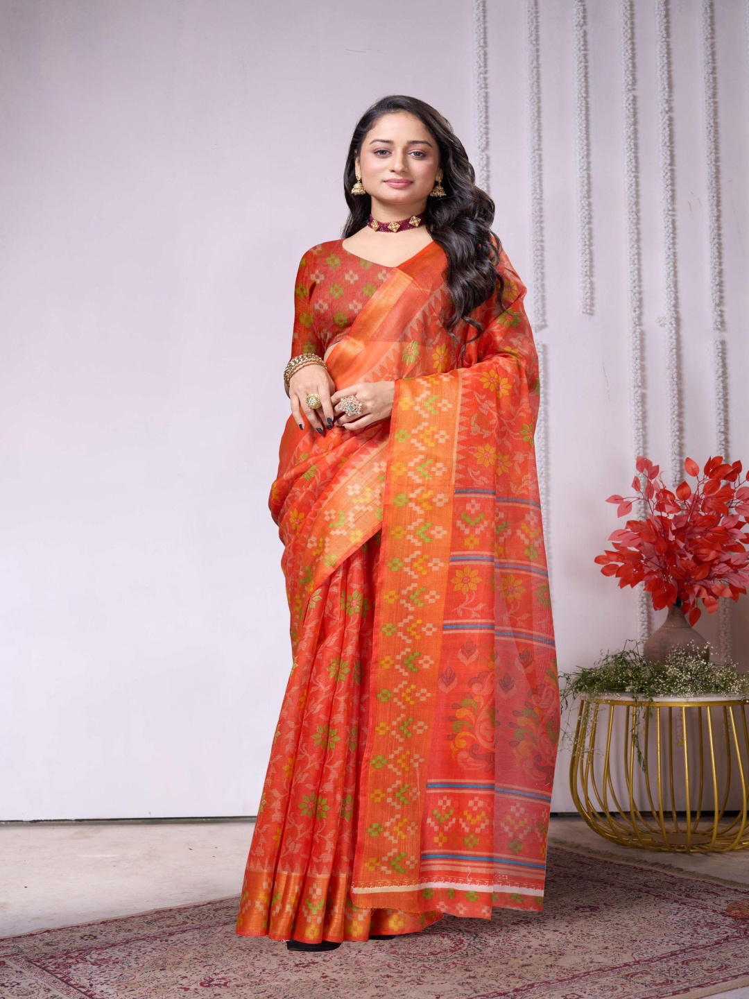 

DIVASTRI Floral Zari Pure Cotton Ikat Saree, Orange