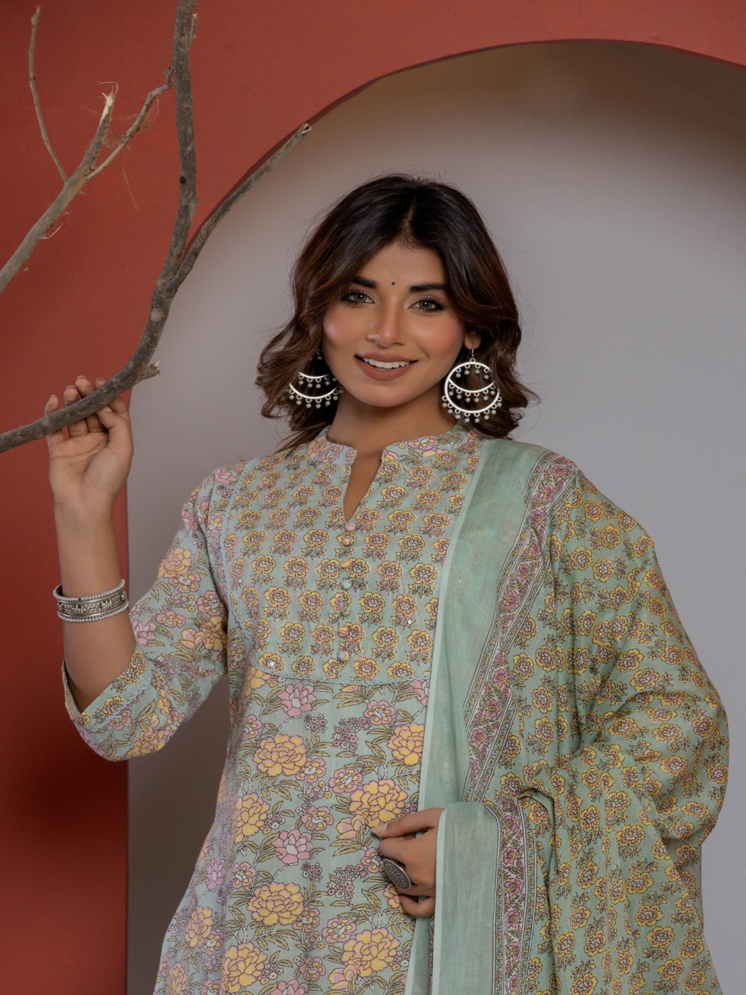 

SHOOLIN Floral Printed Gotta Patti Pure Cotton Straight Kurta With Trousers & Dupatta, Green