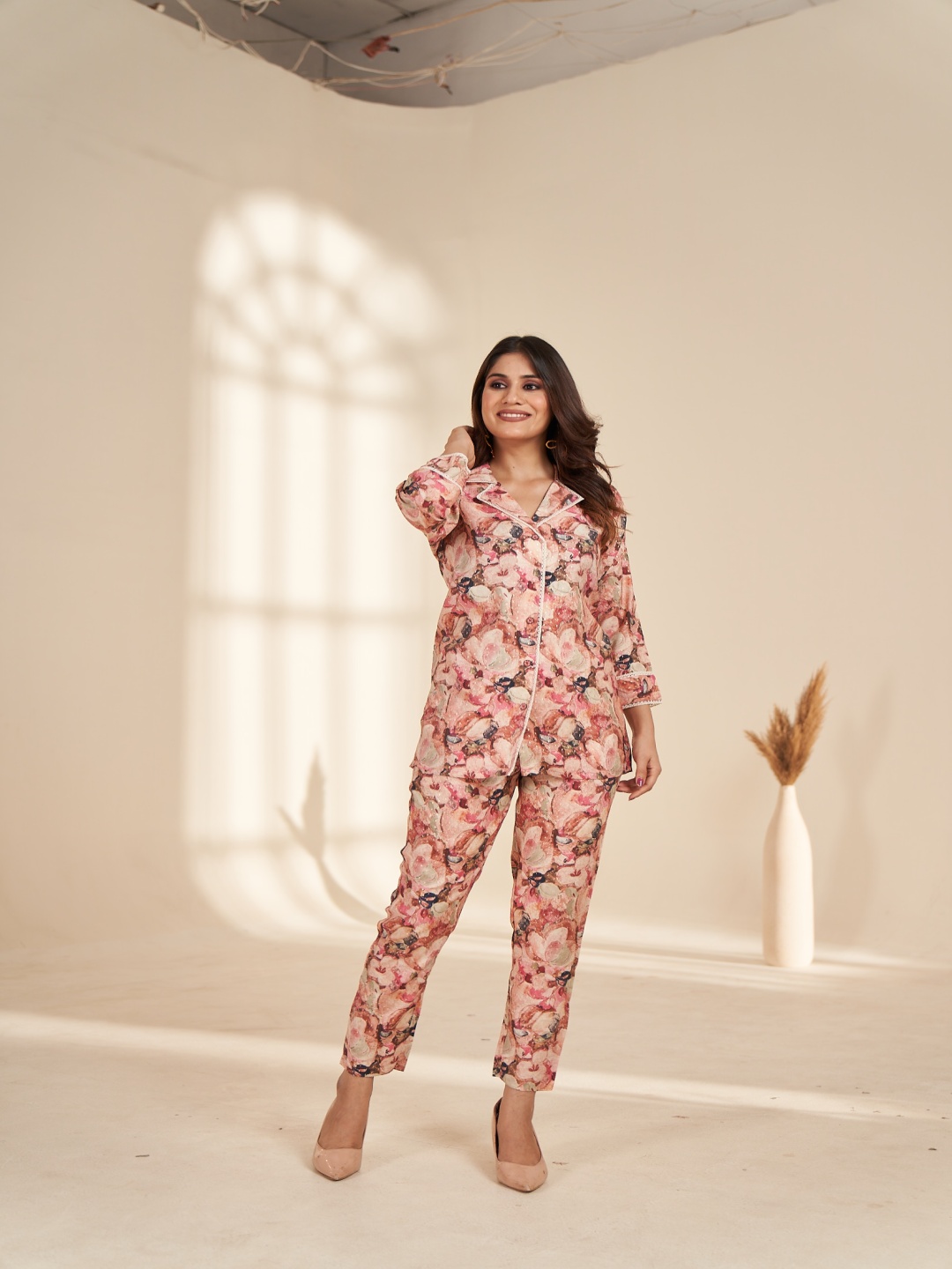 

Rujave Cuban Collar Floral Print Top With Trouser, Pink