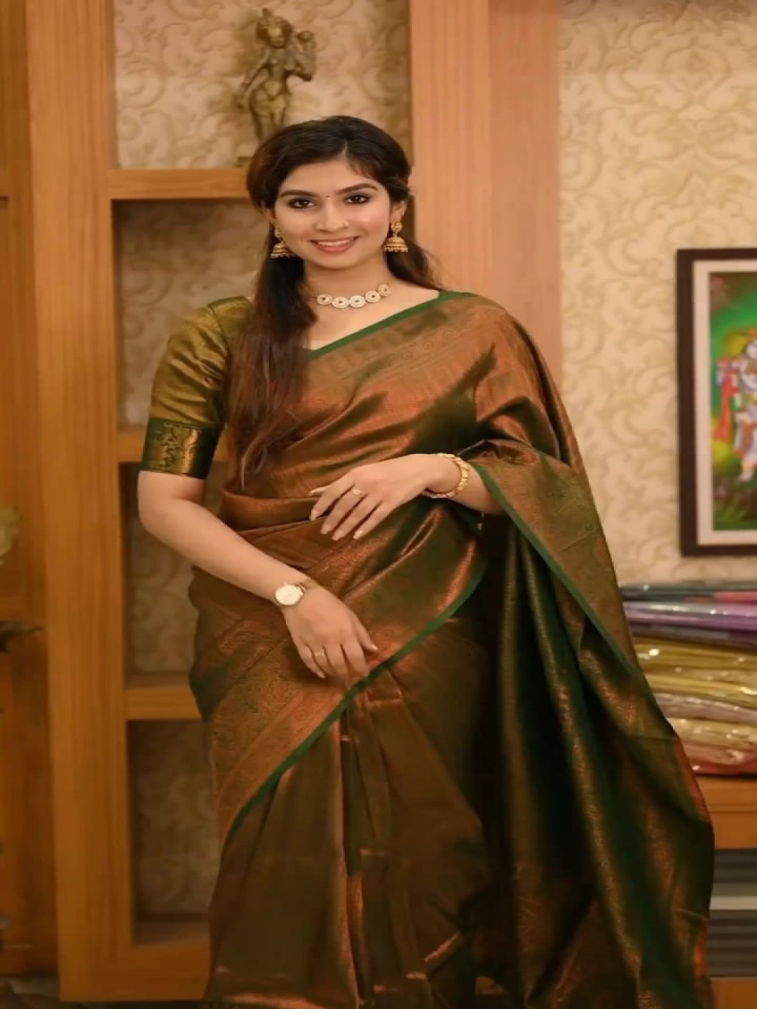 

revika Woven Design Zari Pure Silk Kanjeevaram Saree, Green